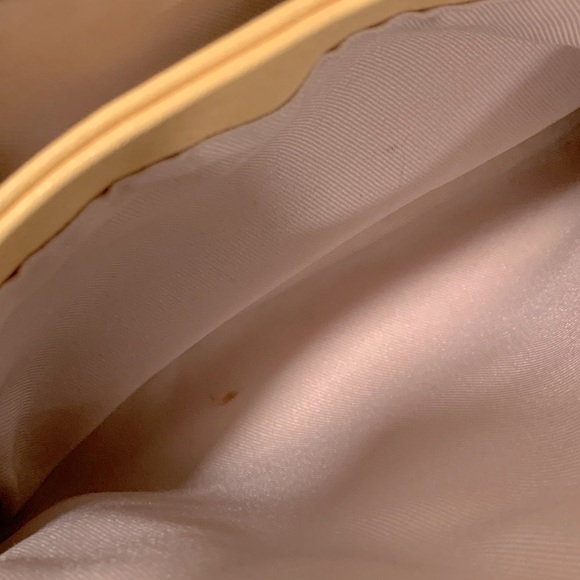 5/$25 LC Lauren Conrad Yellow Crossbody - Picture 4 of 10